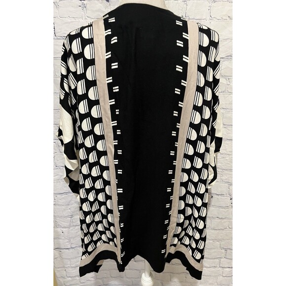 Chico's Chicos Rayon Black & White Geometric Mixed Print Kimono Size S/M - Picture 3 of 5